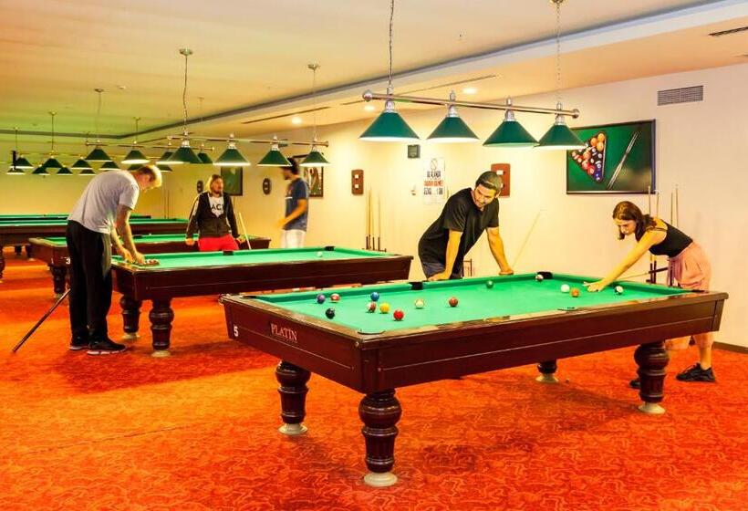 Отель Starlight Resort