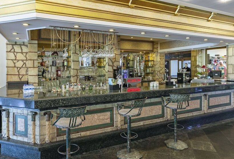 Отель Starlight Resort