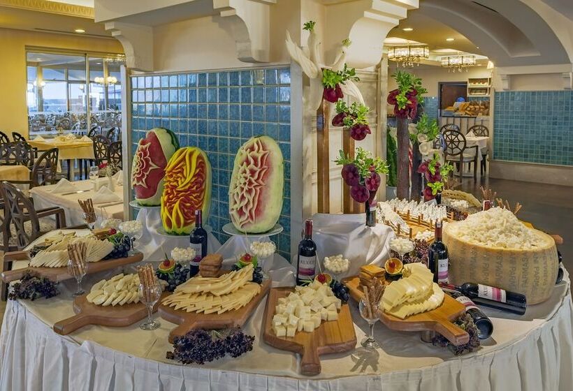 Отель Starlight Resort