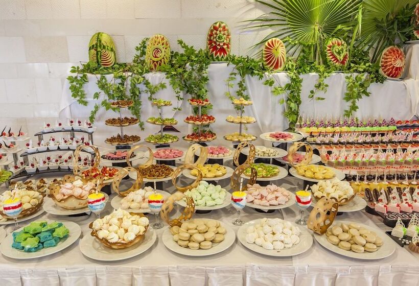 Отель Starlight Resort