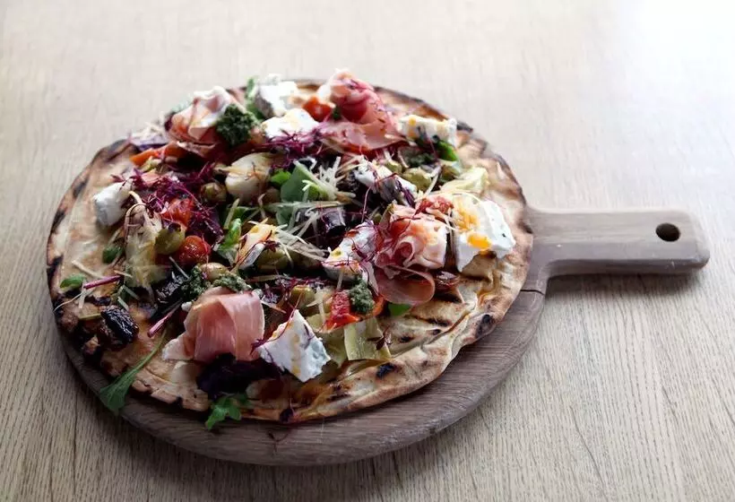 Hotel The Crown At Playhatch