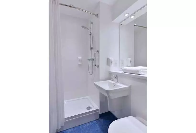 בית מלון כפרי Travelodge Luton