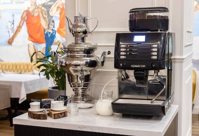 Tsentralny By Usta Hotels