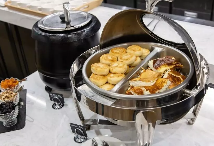 Tsentralny By Usta Hotels