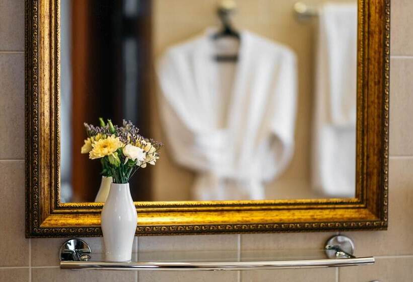 Tsentralny By Usta Hotels