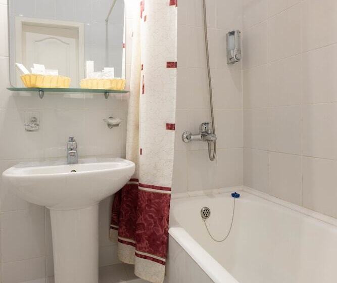 Tsentralny By Usta Hotels