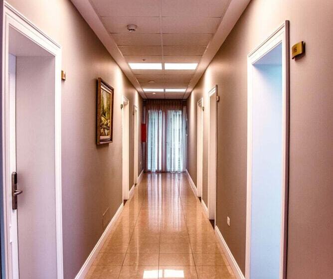 فندق Vh Broadway Tirana