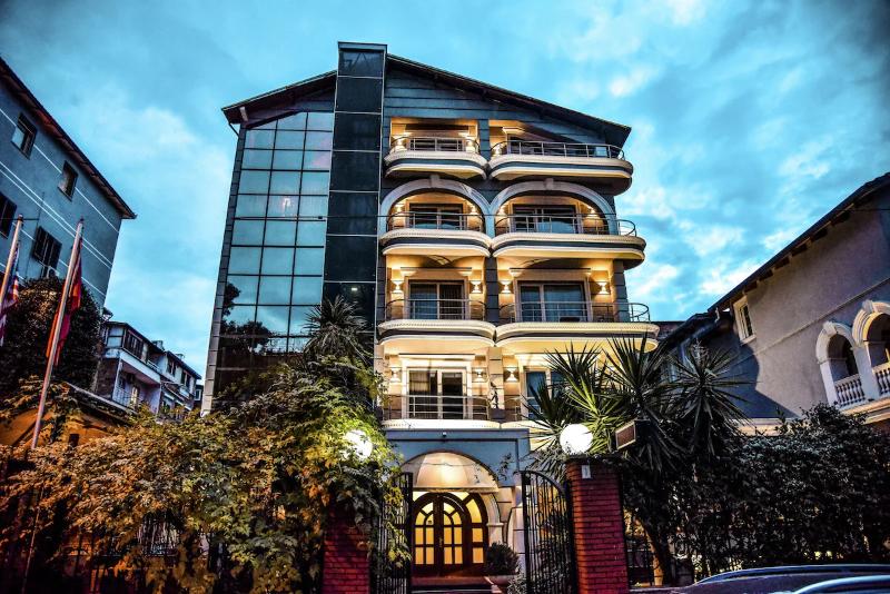 فندق Vh Broadway Tirana