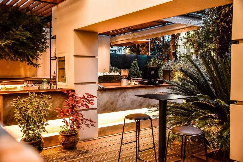 בית מלון כפרי Vh Broadway Tirana