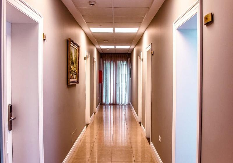 فندق Vh Broadway Tirana