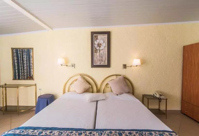 Kommeno Bay Apartments