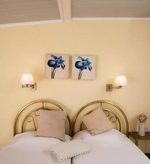 Kommeno Bay Apartments