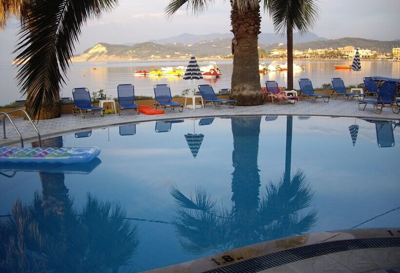 Maria  S Beach Apartments