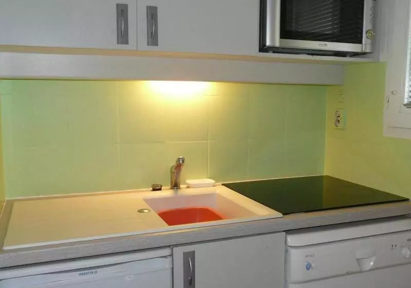 住所 Résidence Maeva Les Cottages du Golf