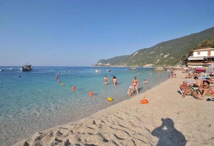 Resort Agios Nikitas