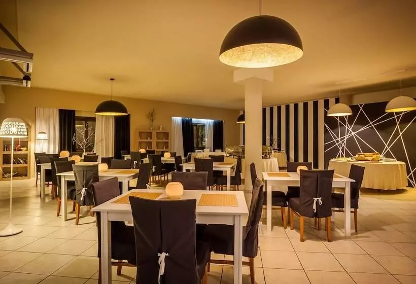 استراحتگاه Skopelos Holidays Hotel & Spa