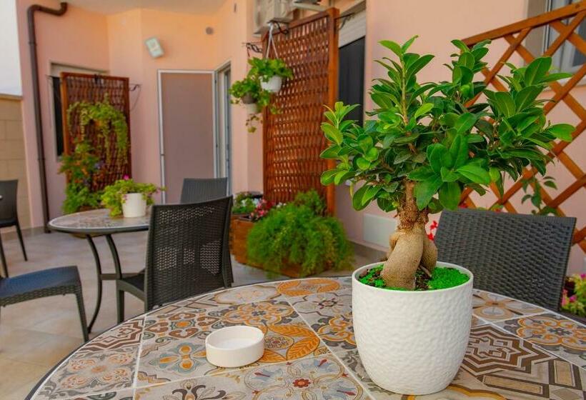 B&b Rita, Nel Cuore Del Salento