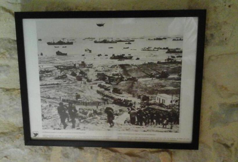 تختخواب و صبحانه Camélia