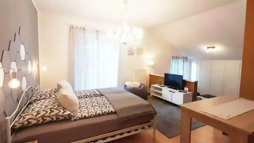 Home Suite Home Bed & Breakfast