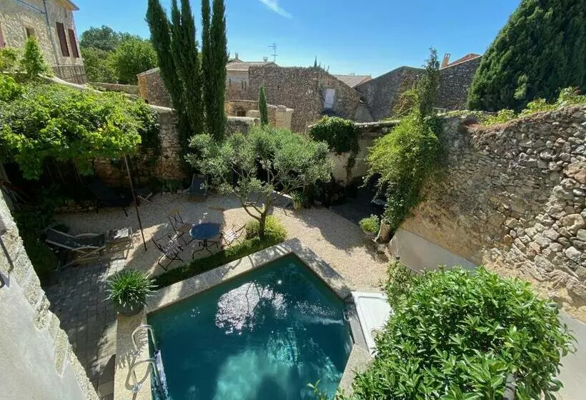 ベッドアンドブレックファースト La Maison Blanche Uzès