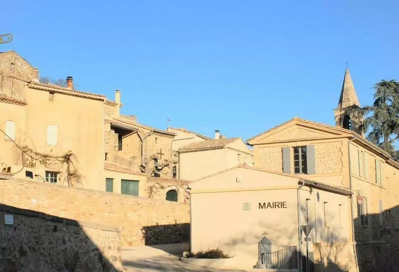 ベッドアンドブレックファースト La Maison Blanche Uzès