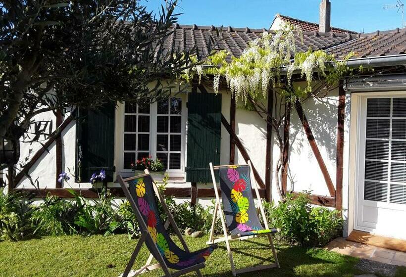 مبيت وإفطار Les Oyats