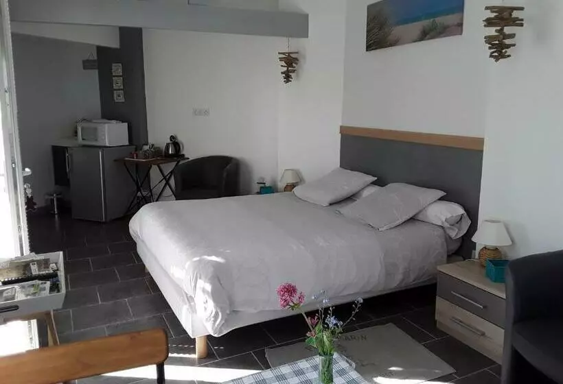 Aamiaismajoitus (B&B) Les Oyats