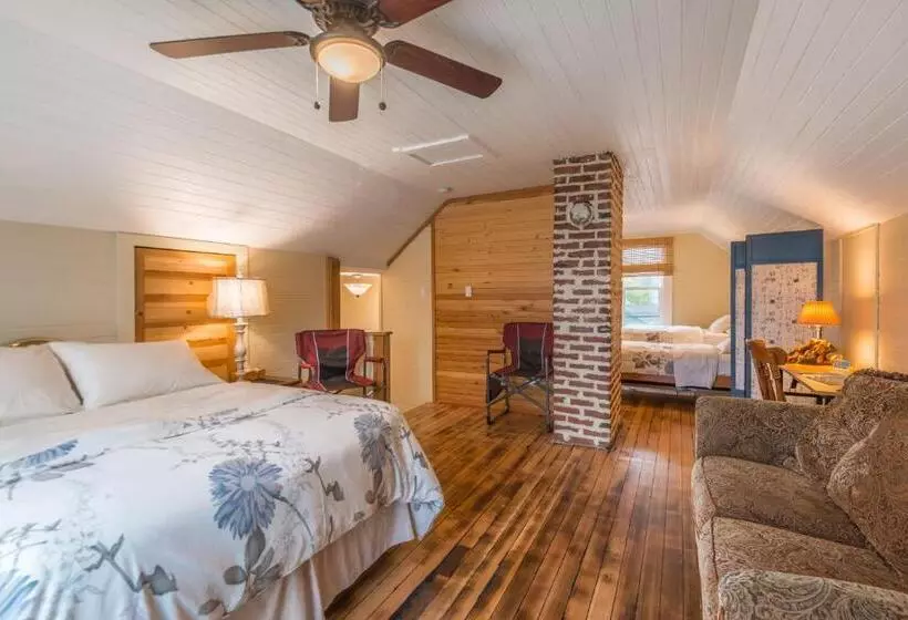 ベッドアンドブレックファースト Outdoor Lovers