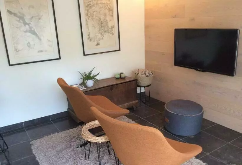 Aamiaismajoitus (B&B) Poortbossen