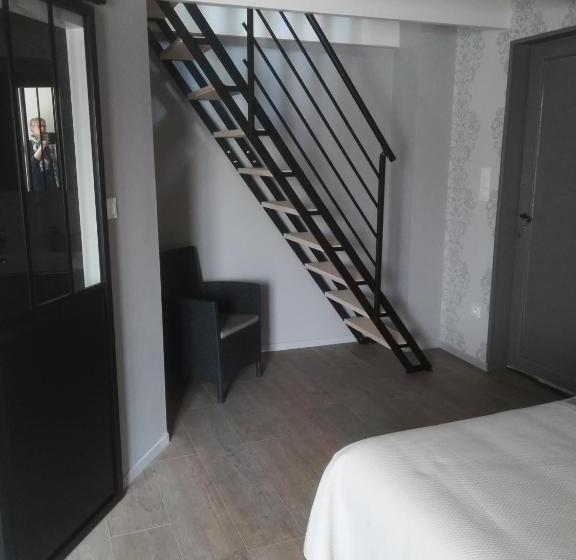 تختخواب و صبحانه Ti Gwennel