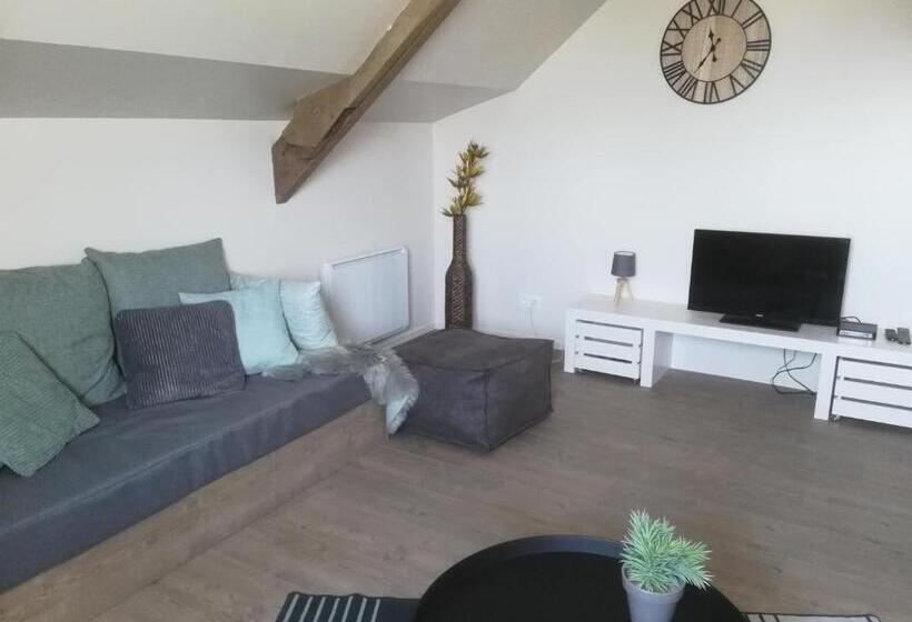 تختخواب و صبحانه Ti Gwennel