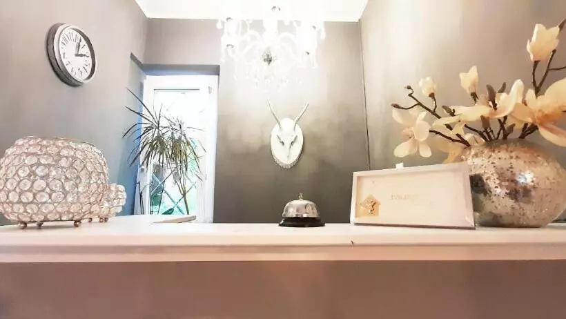 Home Suite Home Bed & Breakfast