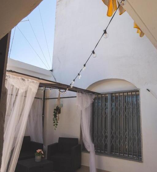 پانسیون Mea House And 2019