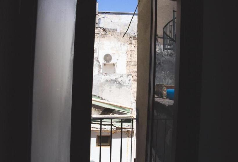 پانسیون Mea House And 2019