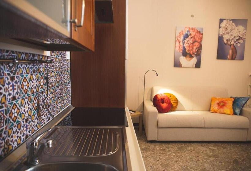 پانسیون Mea House And 2019