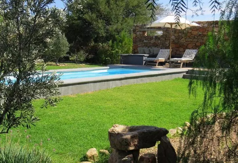 Majatalo Olive Grove House