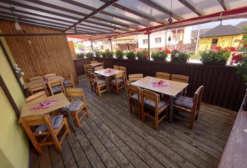 بنسيون Penzión & Bar Natali