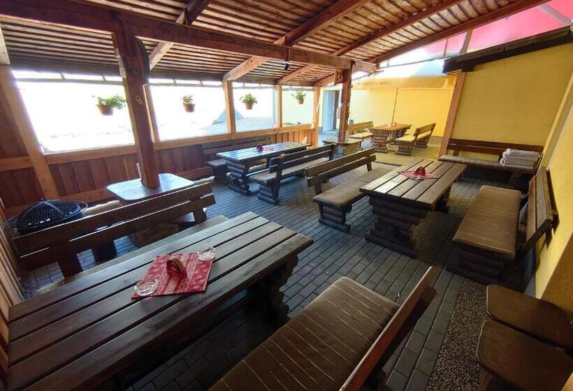 بنسيون Penzión & Bar Natali