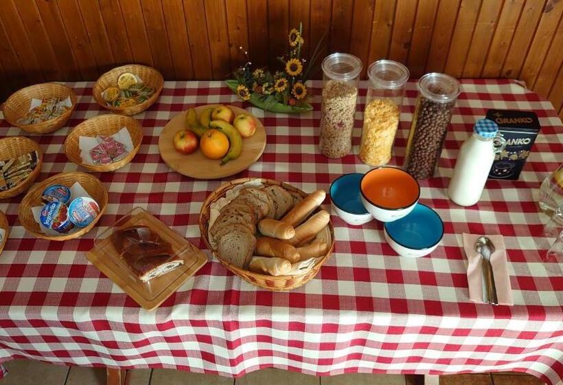 بنسيون Penzión & Bar Natali