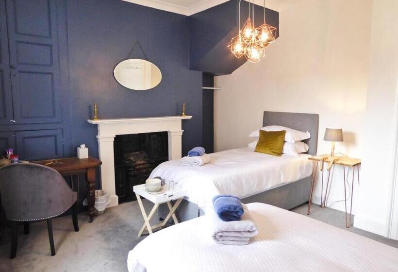 مبيت وإفطار Rosalind House