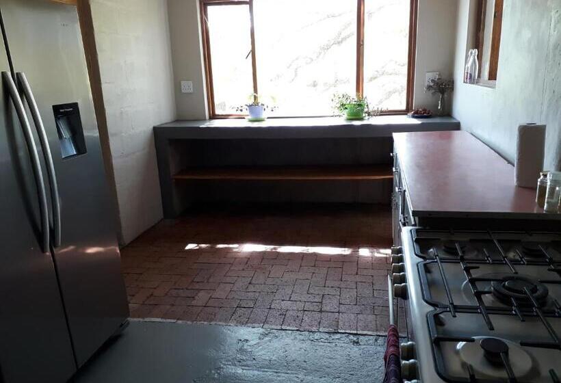 בית מלון כפרי Laughing Waters Farm