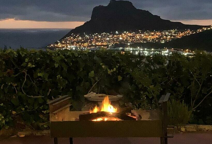 بنسيون Bayview Mountain Seafacing Cottages