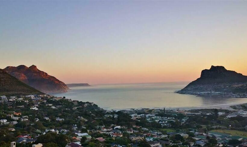 بنسيون Bayview Mountain Seafacing Cottages