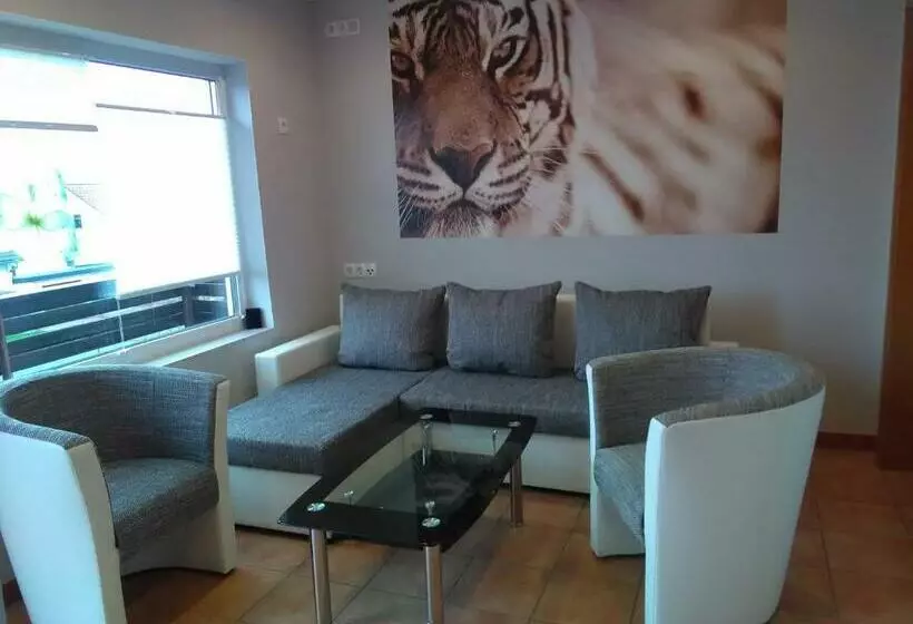 Majatalo Gästehaus Kleine Lana