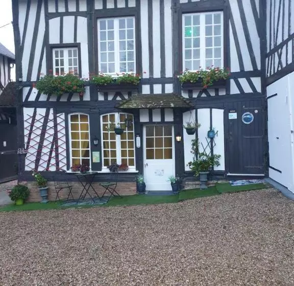 Majatalo Le Mouton Gras