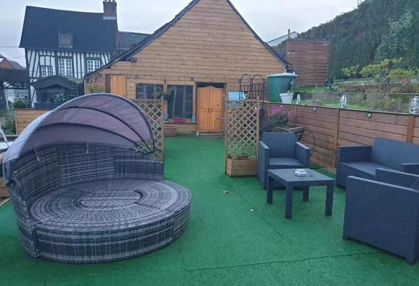 Majatalo Le Mouton Gras