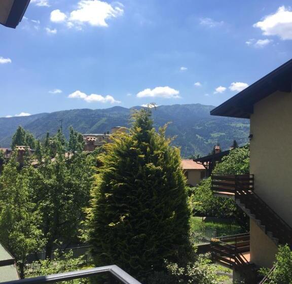 פנסיון Villa Romeo   Acero Rosso