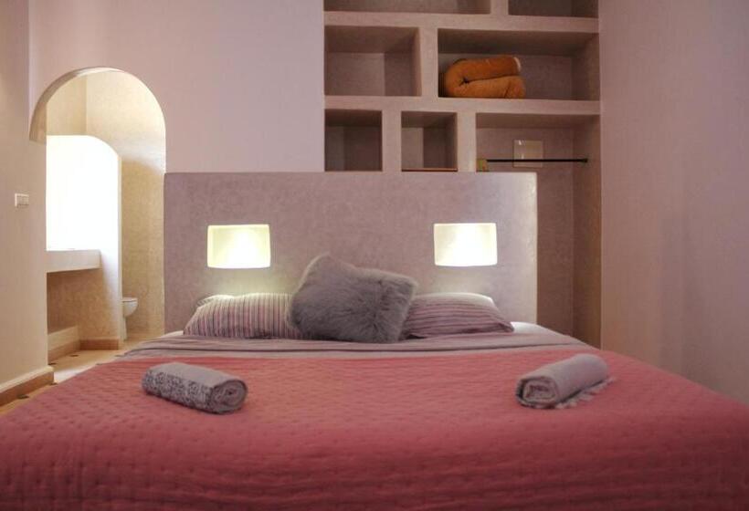 بنسيون Villa Sarah