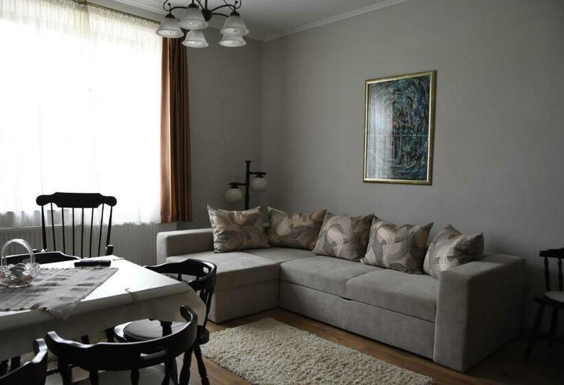 Dobay Apartman Gyula
