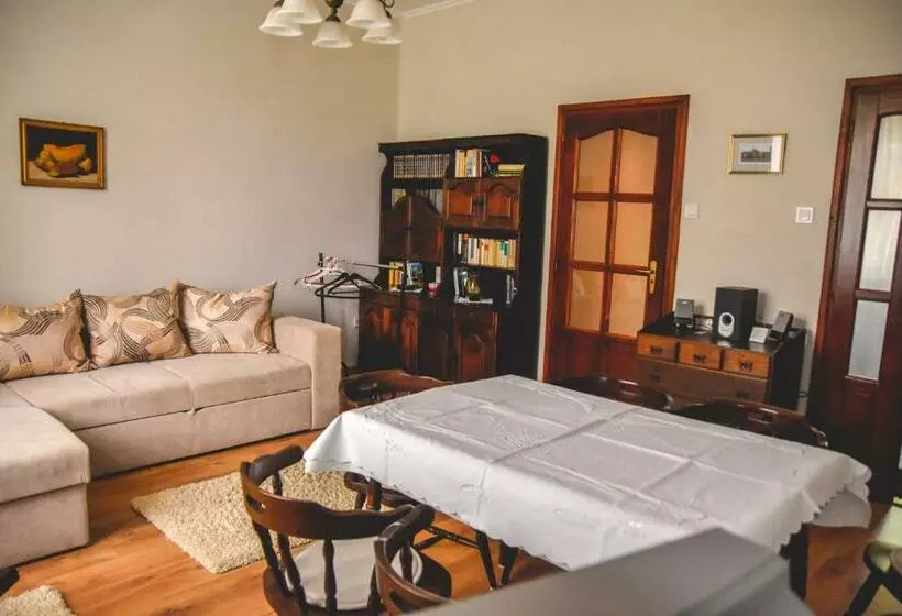 Dobay Apartman Gyula